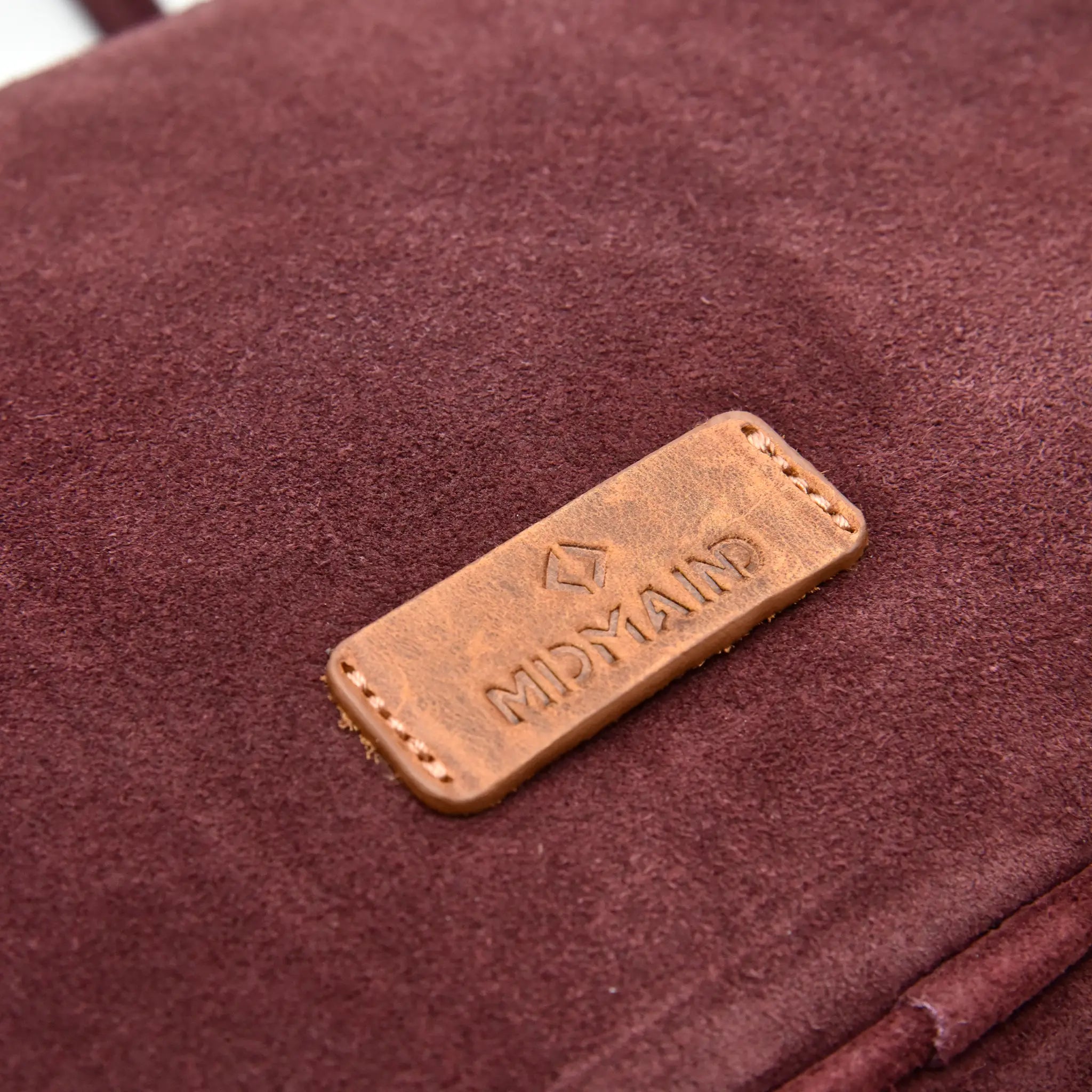 Borsa a Spalla Media in Pelle Suede | SKIN M