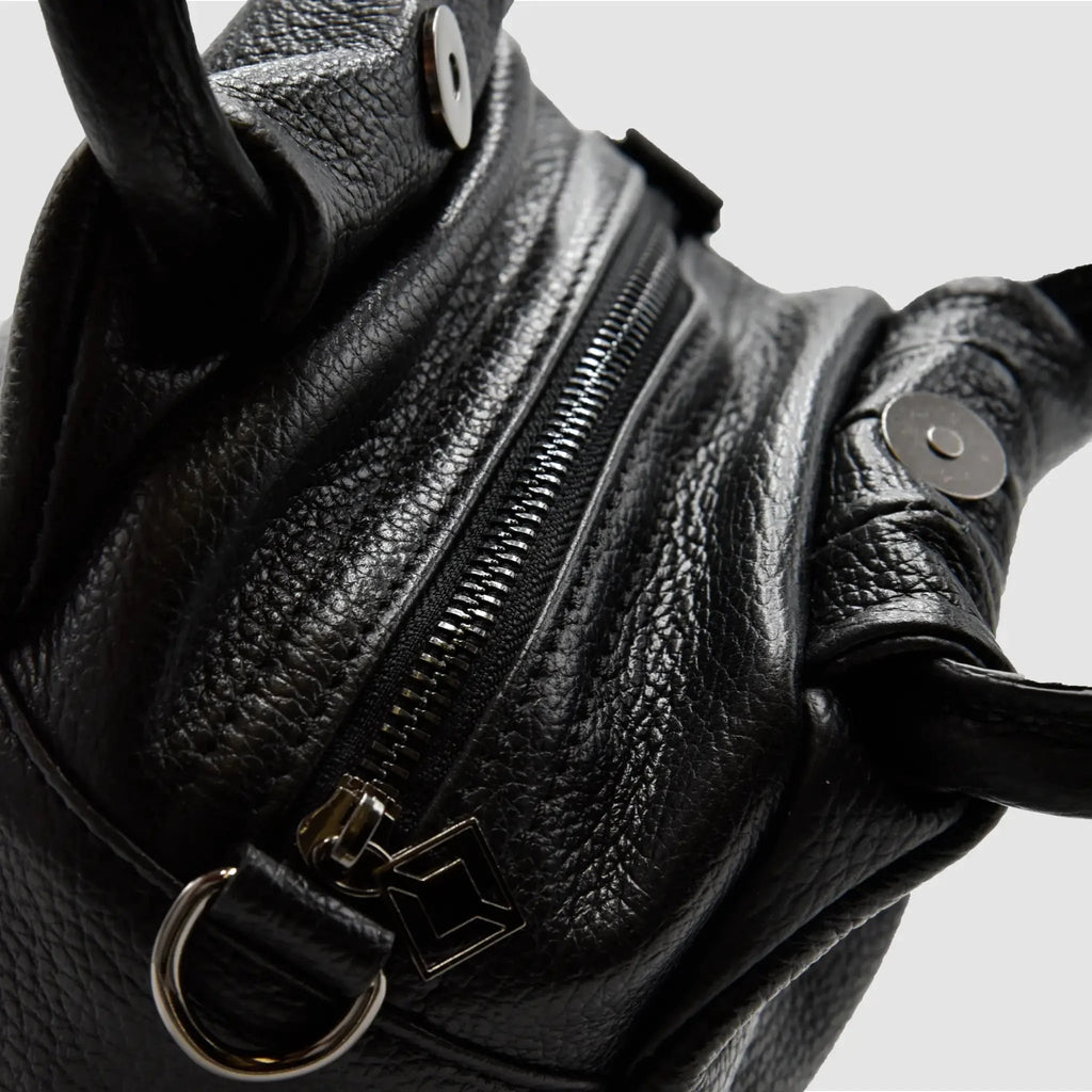 PETITE S - Borsa a mano in pelle martellata - NERO - MIDMAIND™ | BRAND
