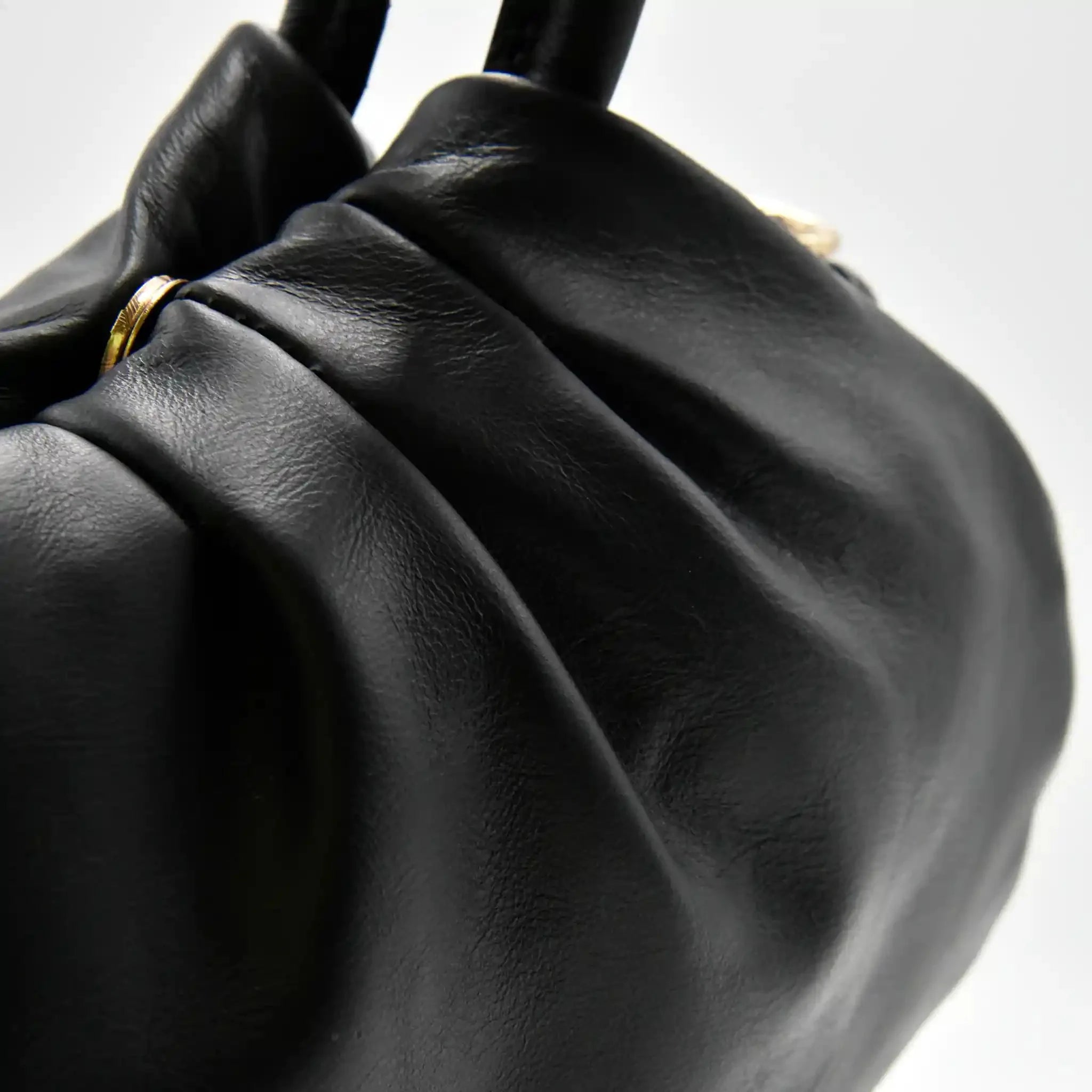 PETITE S - Borsa a mano in Pelle Sauvage - NERO - MIDMAIND™ | BRAND